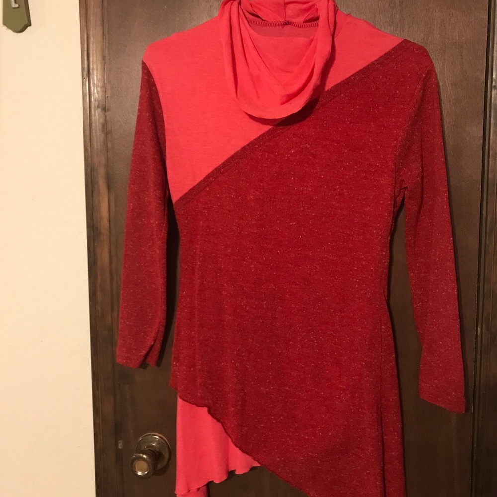 Red/coral cowl neck tunic   Size small